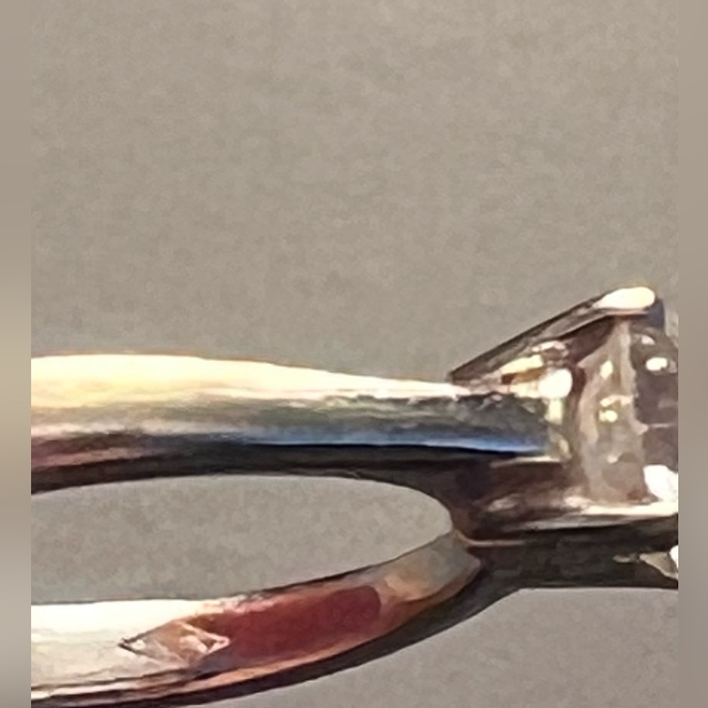Diamond Ring - Picture 9 of 9